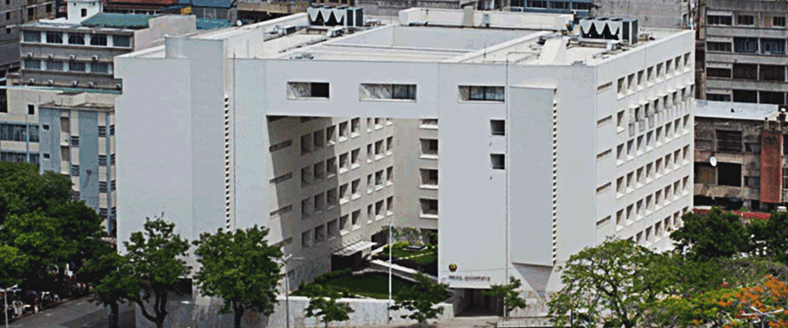 ONG recorre ao Tribunal Administrativo para travar ajustes directos do Governo
