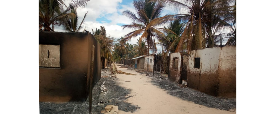 Desconhecidos queimam quatro casas no distrito de Ancuabe