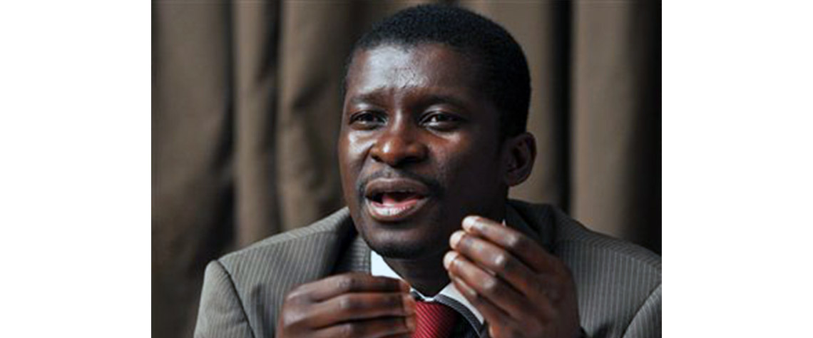 Manuel de Araújo acusa ANE de travar reabilitação de estradas de Quelimane