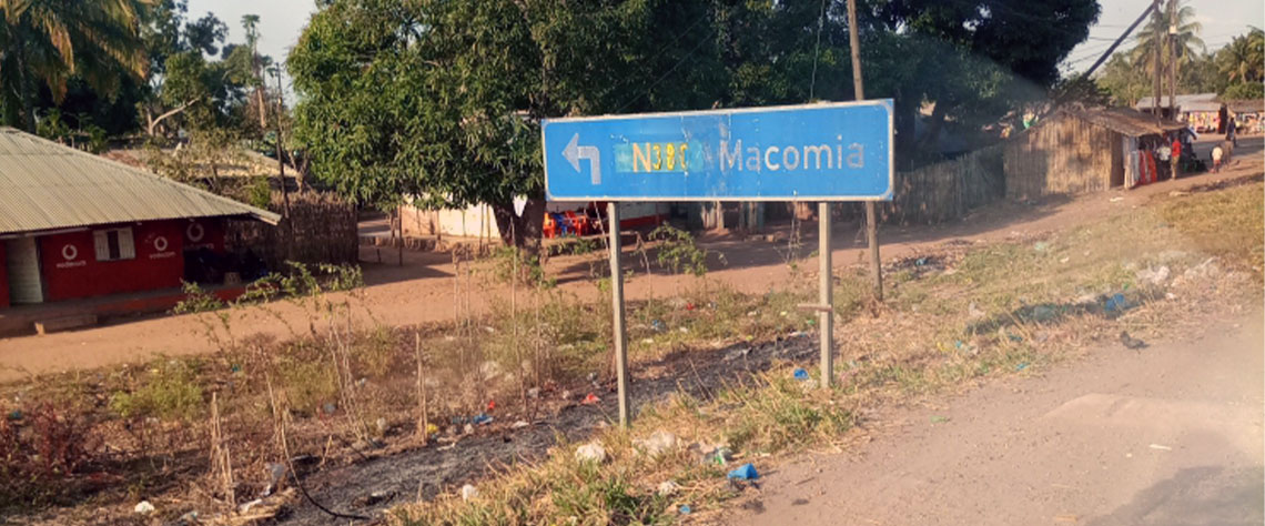 Ataques em Cabo Delgado: terroristas maltratam moradores de Mucojo e  Macomia