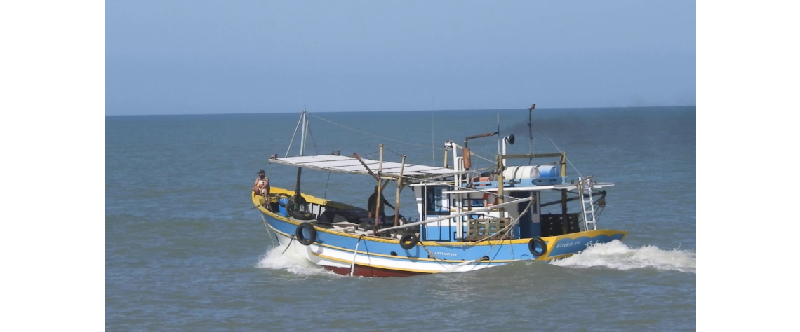 embarcaçoes pesqueiras